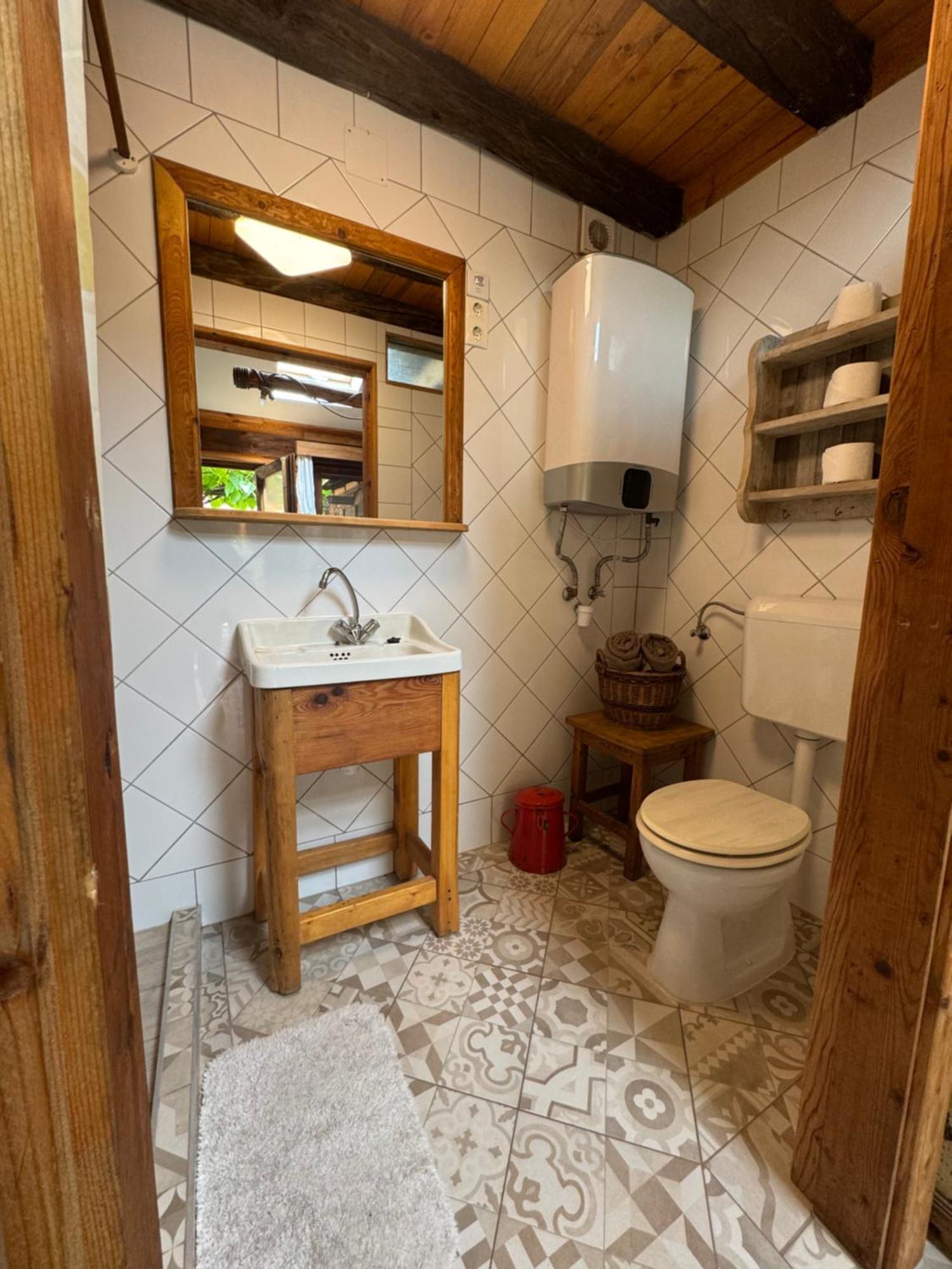 Pajta Apartman Eger Værelse billede